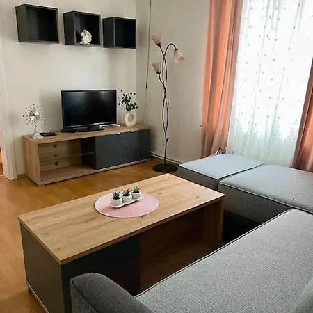 Apartment Flora Belgrade